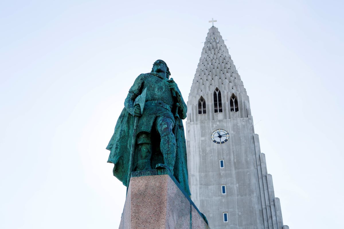 add-Iceland Church.jpg