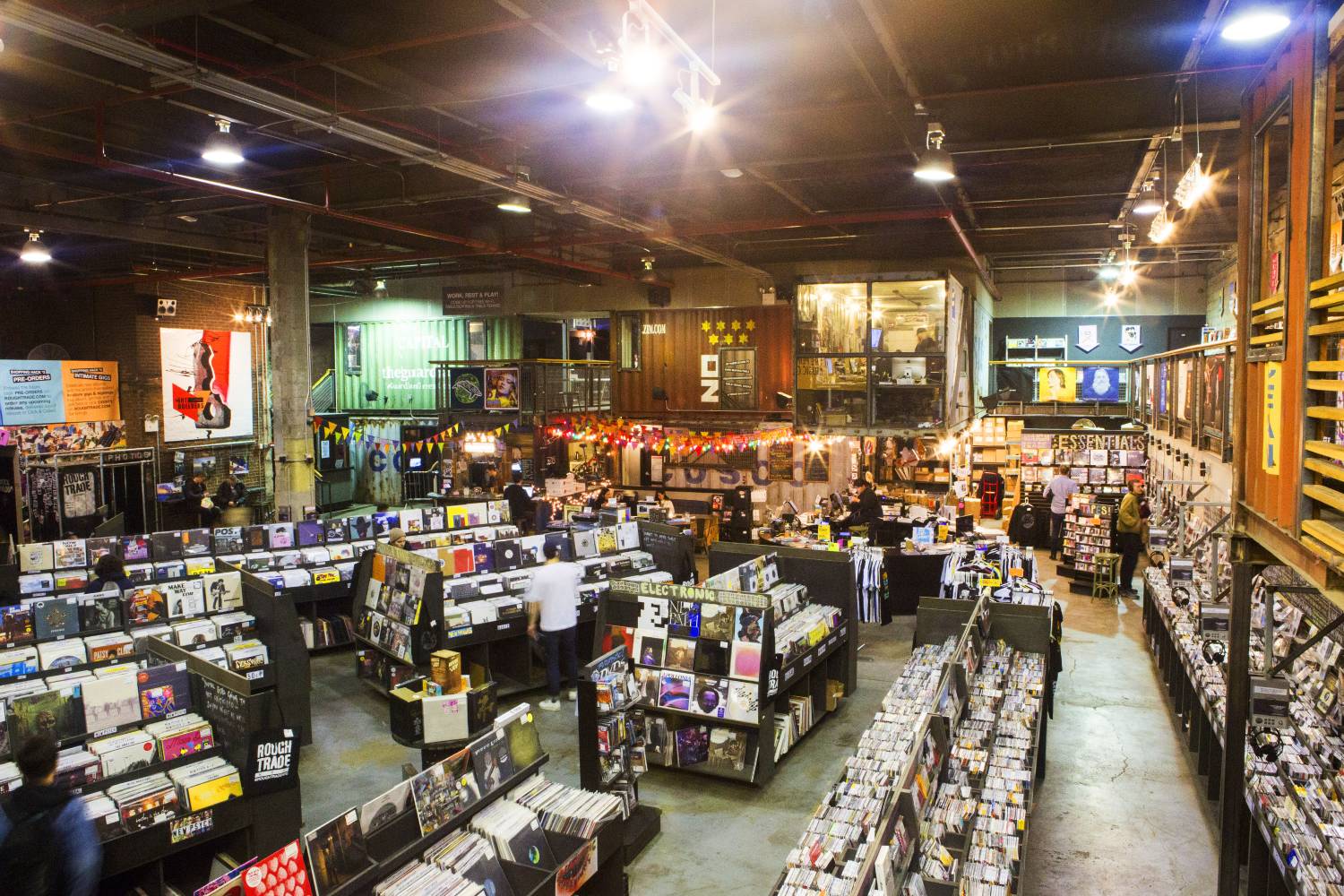 roughtrade-williamsburg-brooklyn-nyc-brittanypetronella-x9a9418s_copy__x_large.jpg