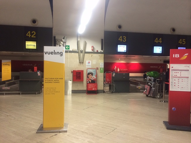 Seville airport 2-1.jpg